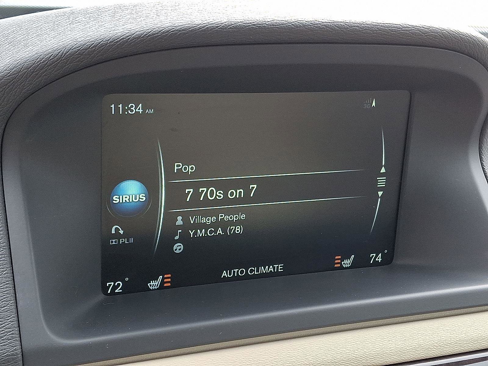 Used 2016 Volvo XC70 T5 Platinum w/ Climate Package image 17