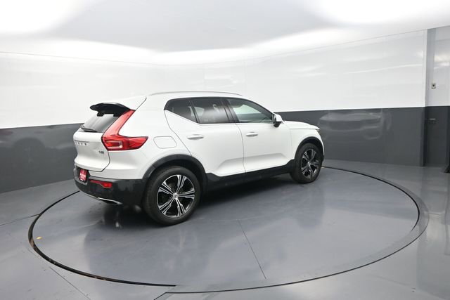 Used 2020 Volvo XC40 T4 Inscription w/ Protection Package Premier FWD image 10