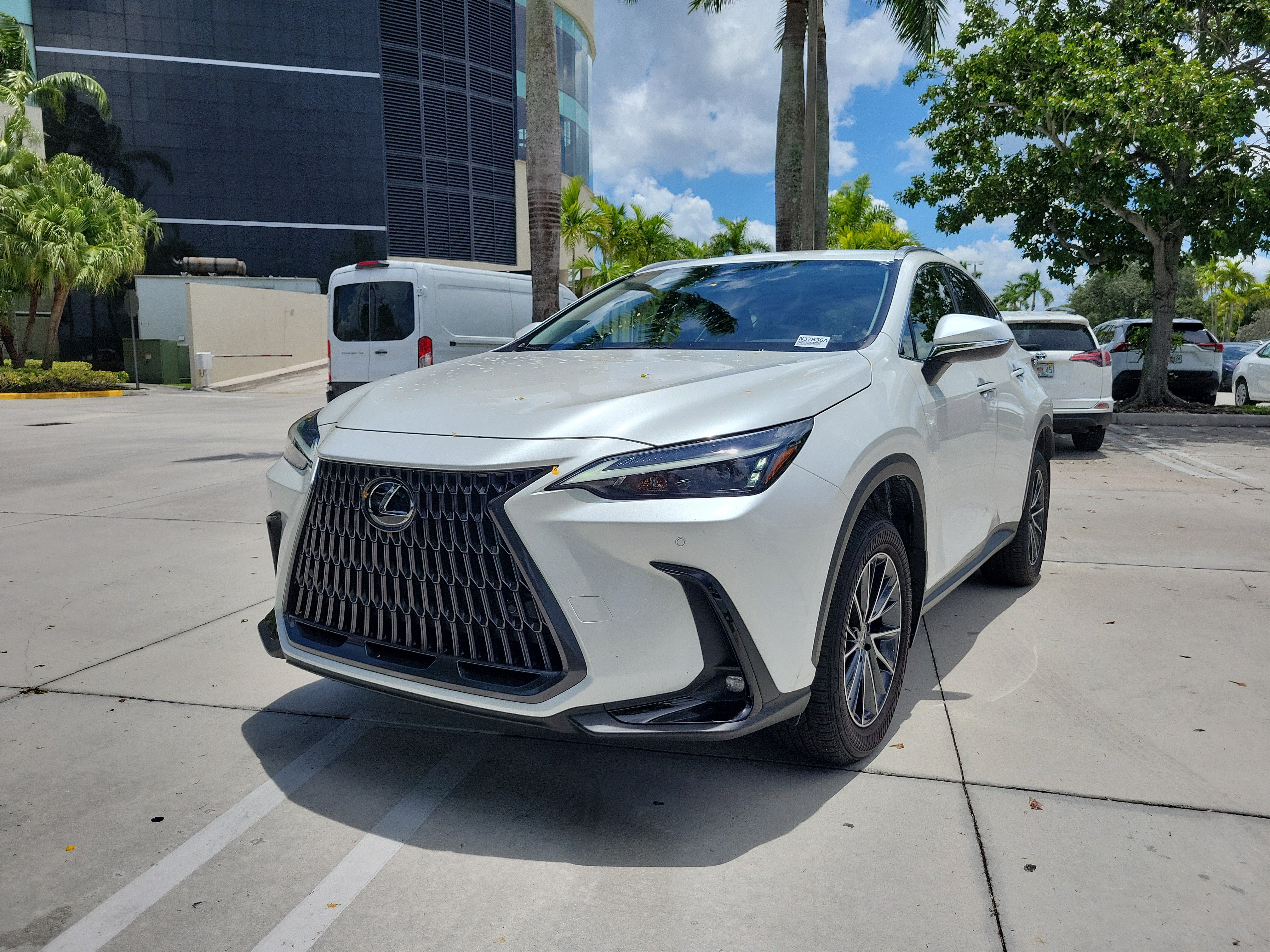 Used 2025 Lexus NX 250 FWD w/ Accessory Package (K3) image 4