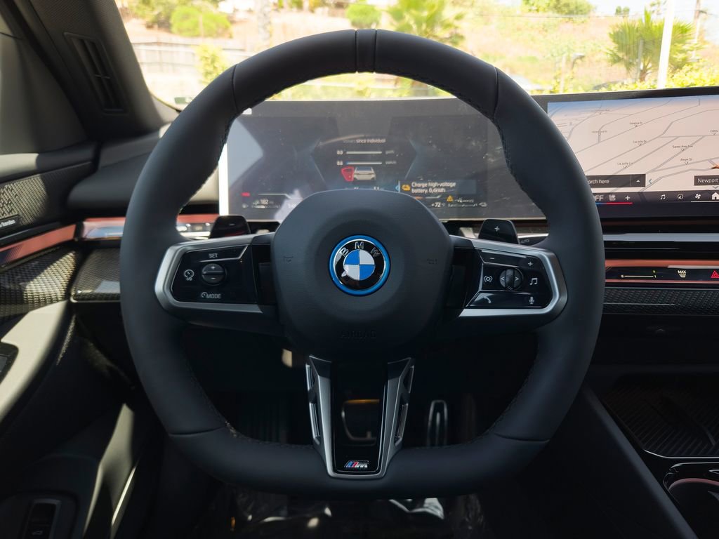 New 2026 BMW 550e xDrive w/ Premium Package AWD/4WD image 15