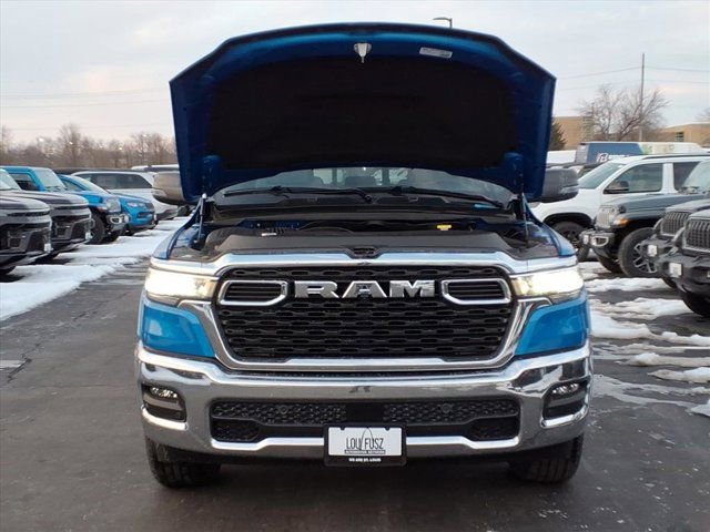 New 2026 RAM 1500 4x4 Crew Cab image 22