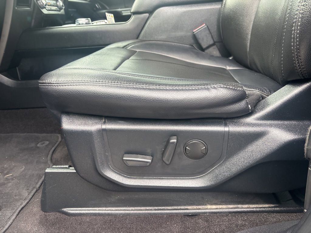 Used 2021 Ford Expedition XLT image 20