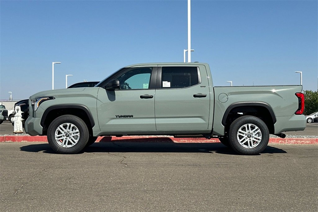 New 2026 Toyota Tundra SR5 image 7