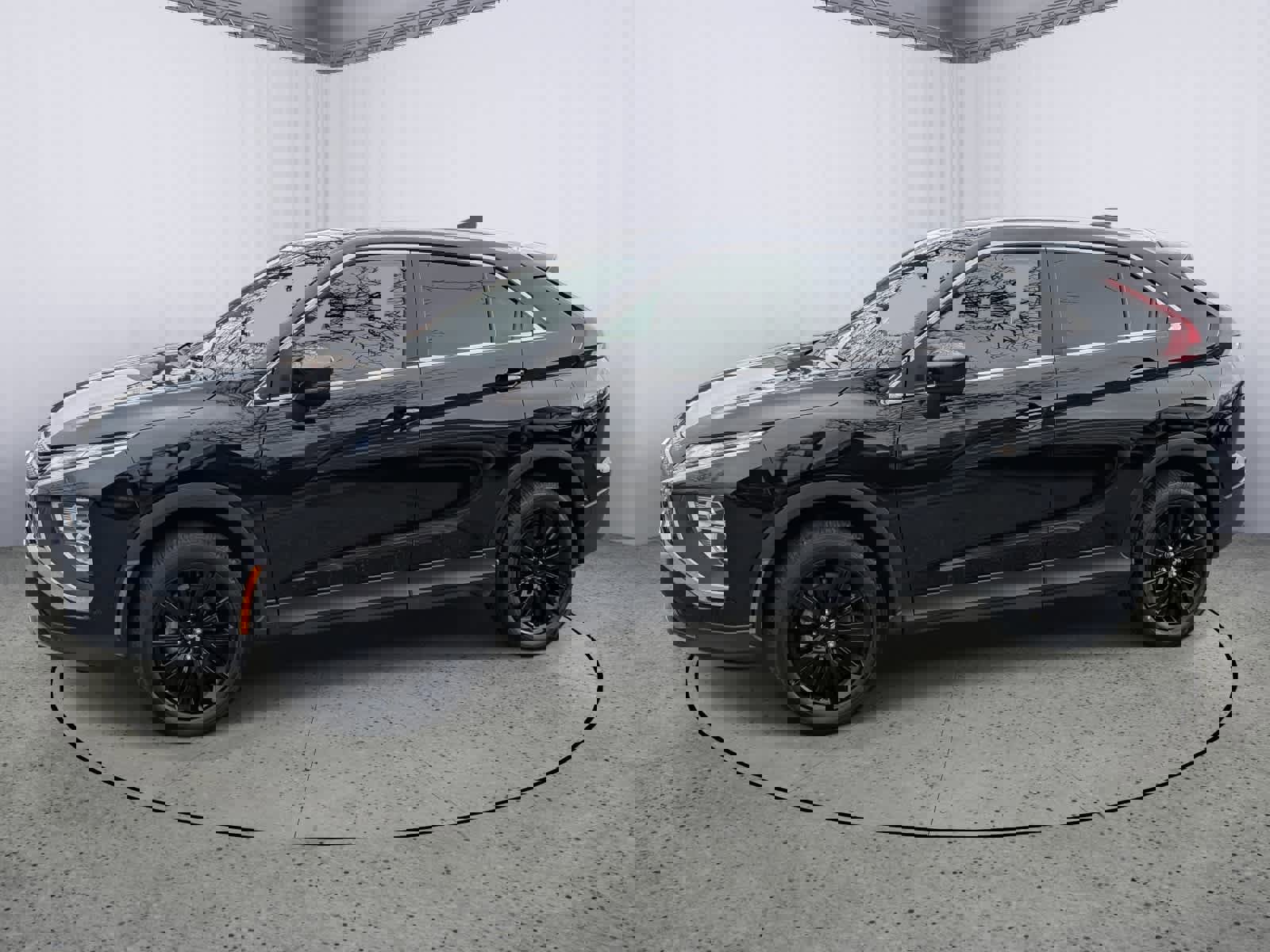 Used 2025 Mitsubishi Eclipse Cross LE image 5