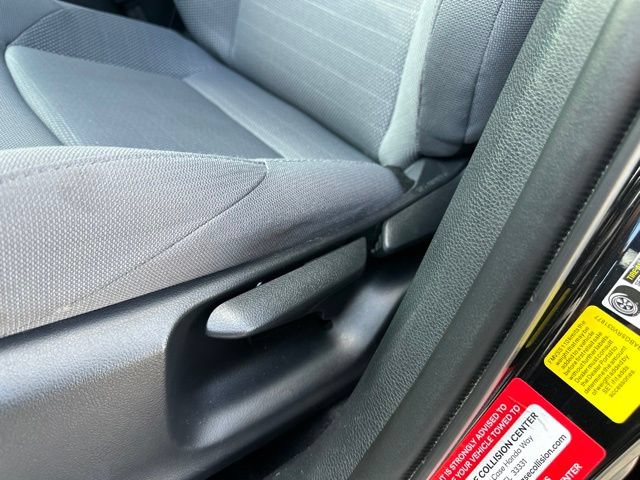 Used 2024 Toyota Corolla Cross AWD Hybrid image 20