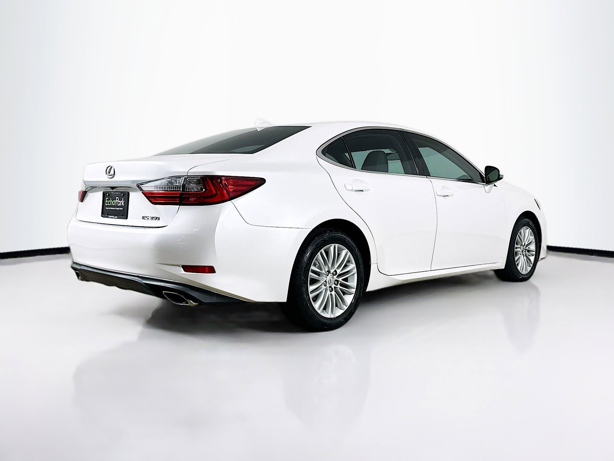 Used 2016 Lexus ES 350 w/ Accessory Package FWD image 9
