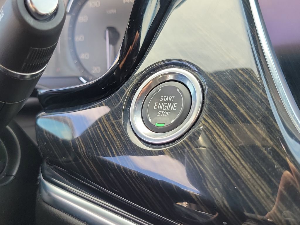 Used 2020 Cadillac XT6 Premium Luxury w/ LPO, Floor Liner Package image 31