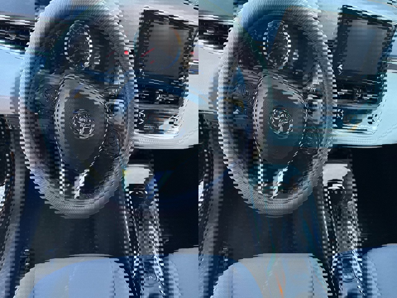 Used 2022 Toyota Corolla SE w/ Carpet Mat Package (TMS) image 10