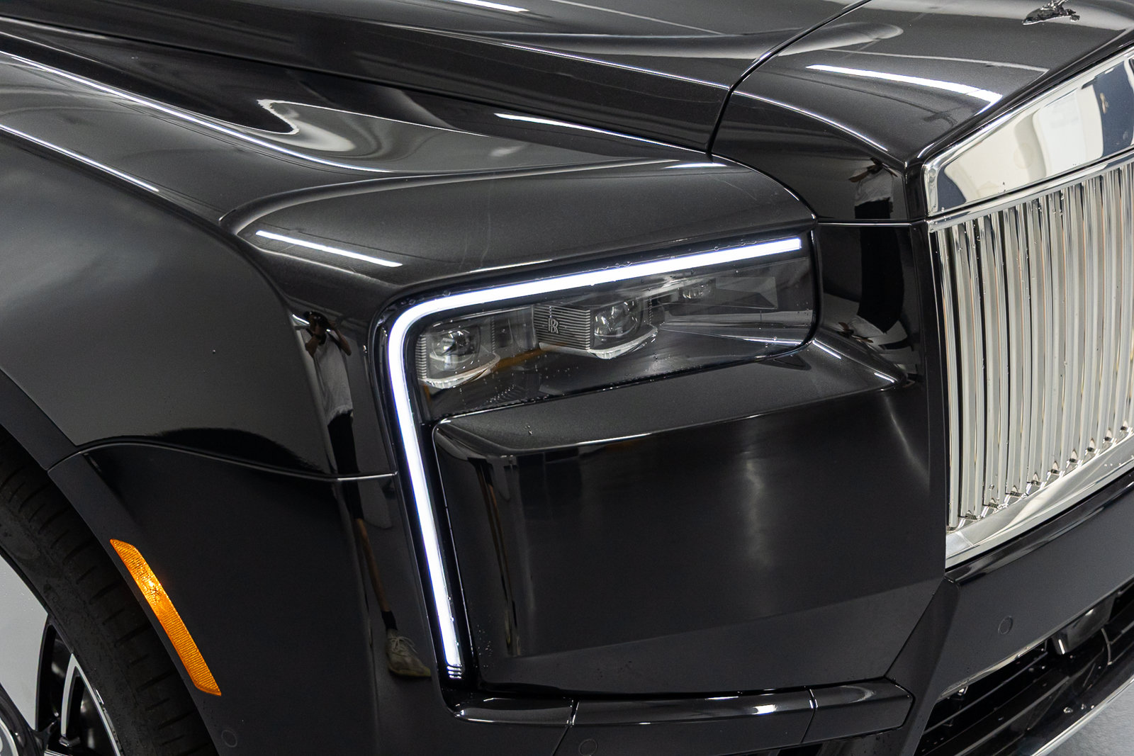 New 2027 Rolls-Royce Cullinan AWD/4WD image 13