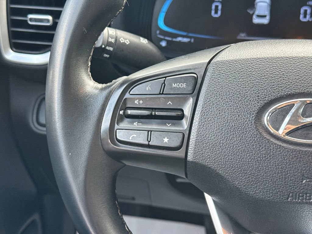Used 2026 Hyundai Venue SEL FWD image 28
