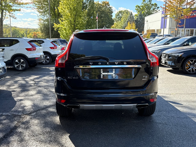 Used 2017 Volvo XC60 T5 Inscription w/ Preferred Option Package AWD/4WD image 3