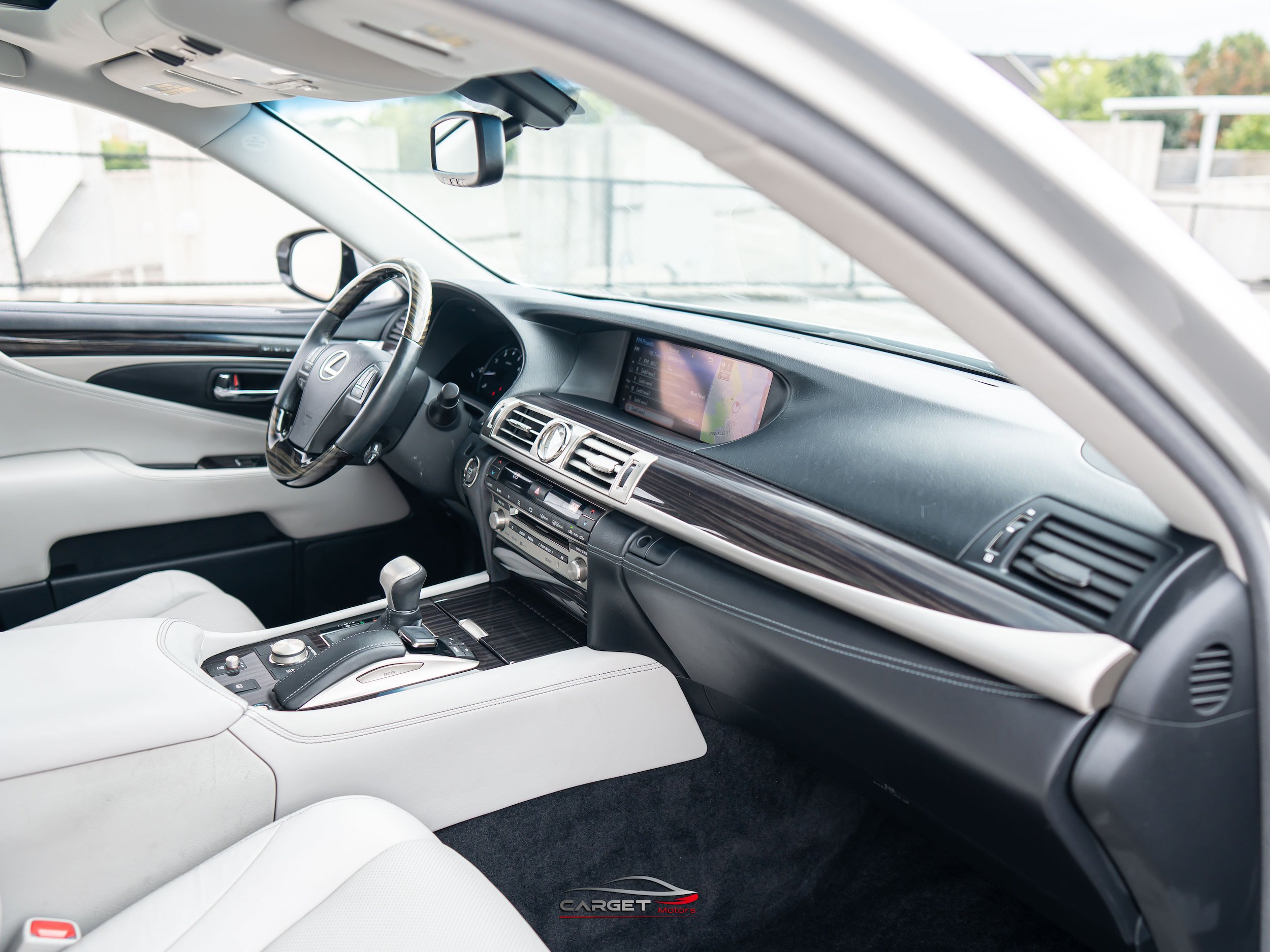 Used 2016 Lexus LS 460 AWD w/ Comfort Package image 15