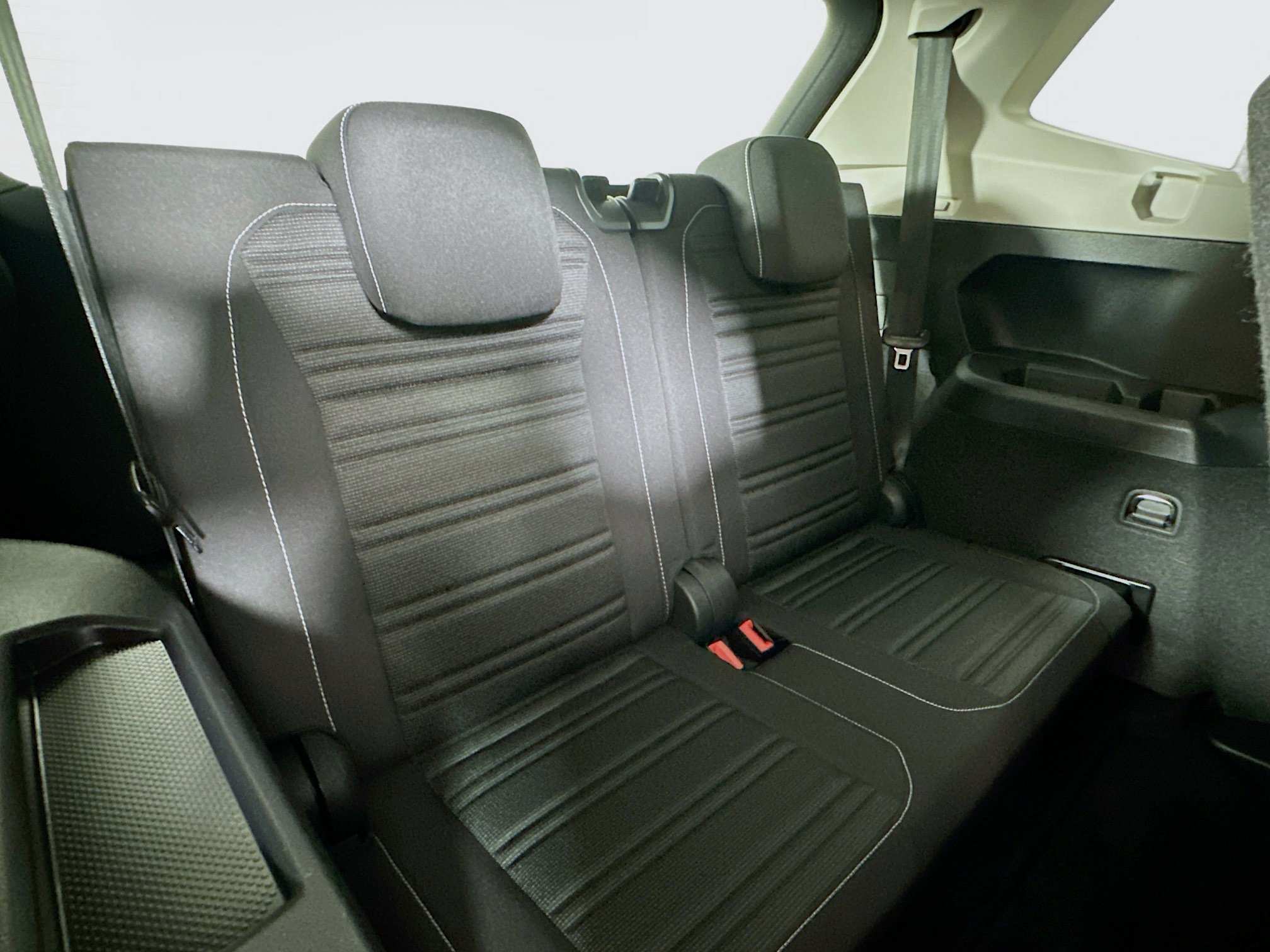 Used 2023 Volkswagen Tiguan S FWD image 24