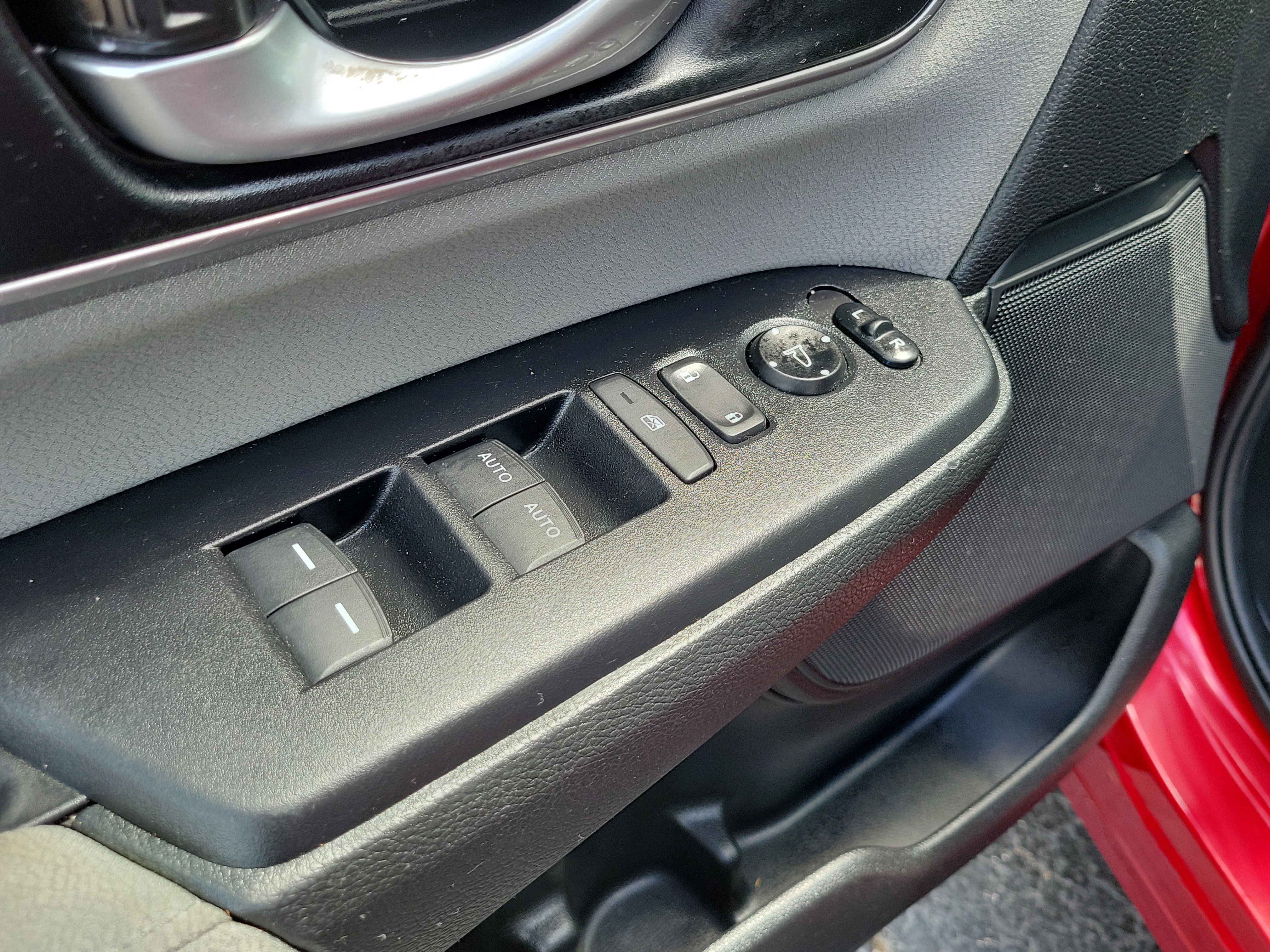 Used 2021 Honda CR-V EX image 17
