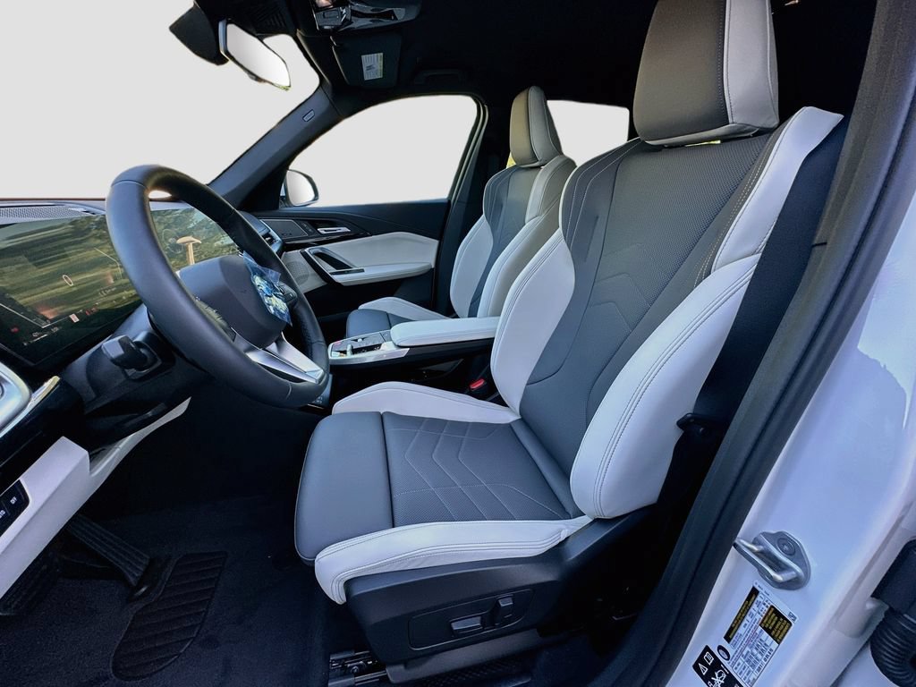 New 2027 BMW X1 xDrive28i AWD/4WD image 22