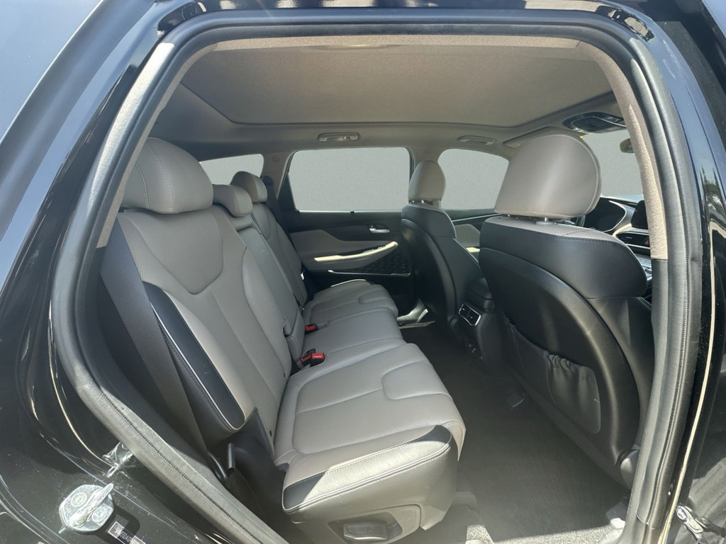 Used 2023 Hyundai Santa Fe Limited AWD/4WD image 34