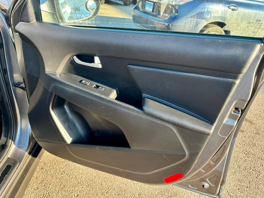 Used 2016 Kia Sportage SX image 10