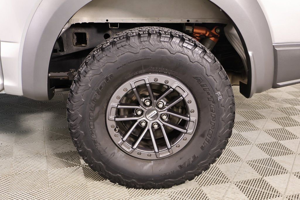 Used 2019 Ford F150 Raptor w/ Equipment Group 802A Luxury AWD/4WD image 21