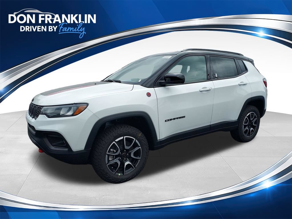 New 2026 Jeep Compass Trailhawk w/ Sun, Sound & Navigation Group