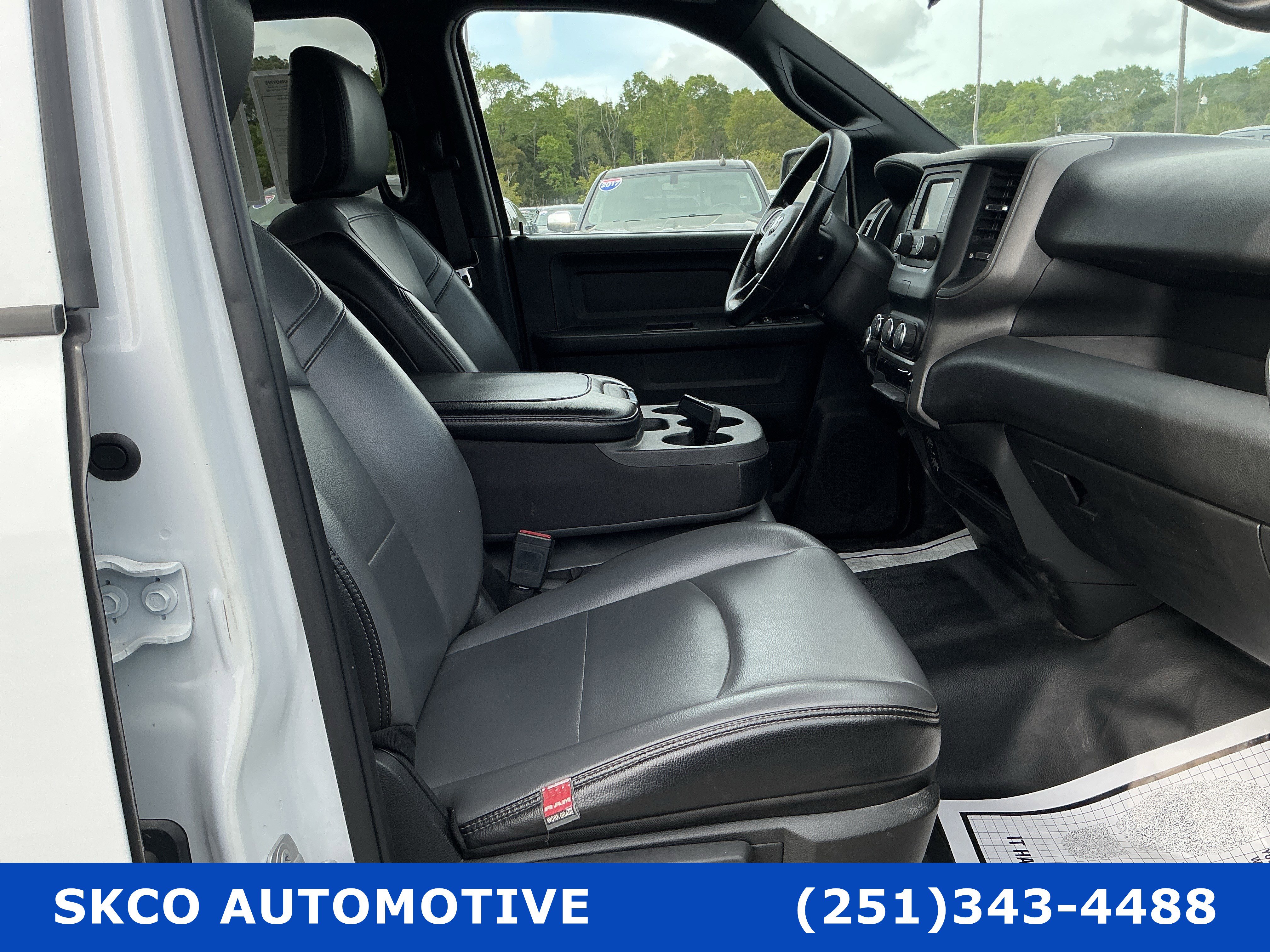 Used 2022 RAM 2500 Tradesman RWD image 13