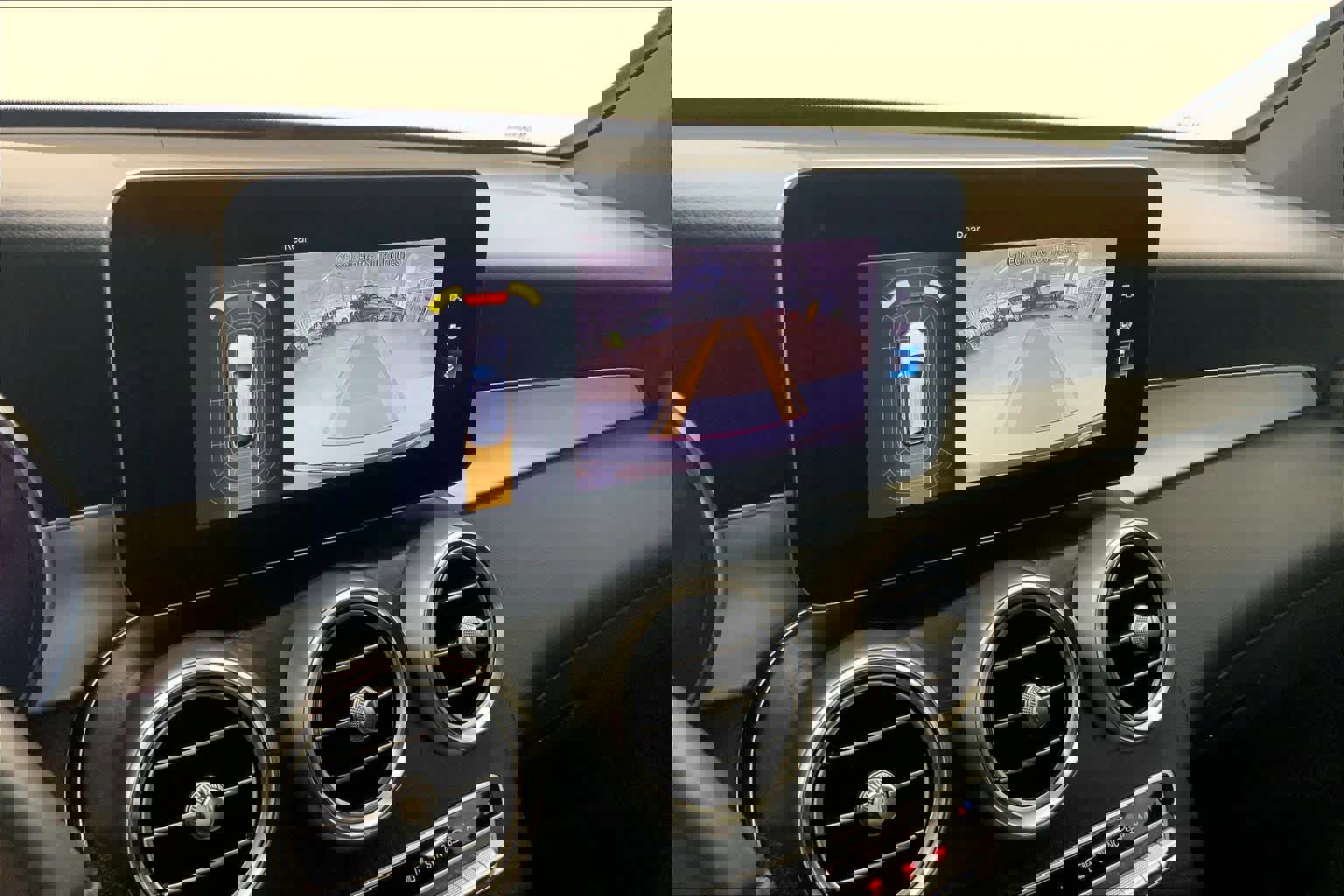 Used 2022 Mercedes-Benz GLC 300 image 24