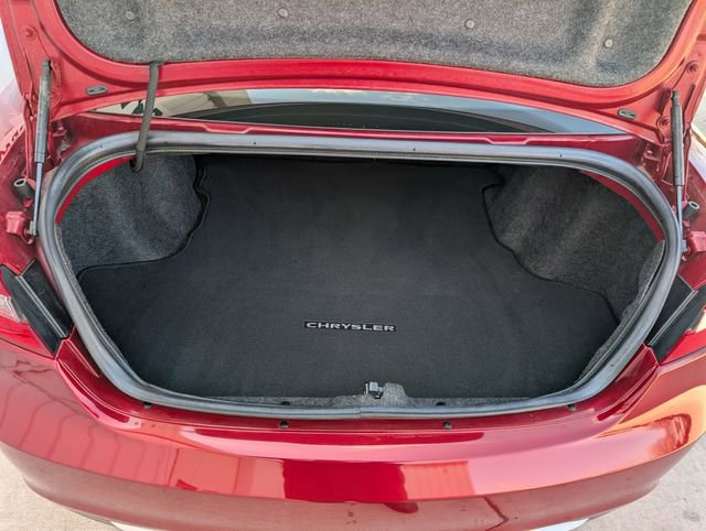 Used 2013 Chrysler 200 Limited image 21