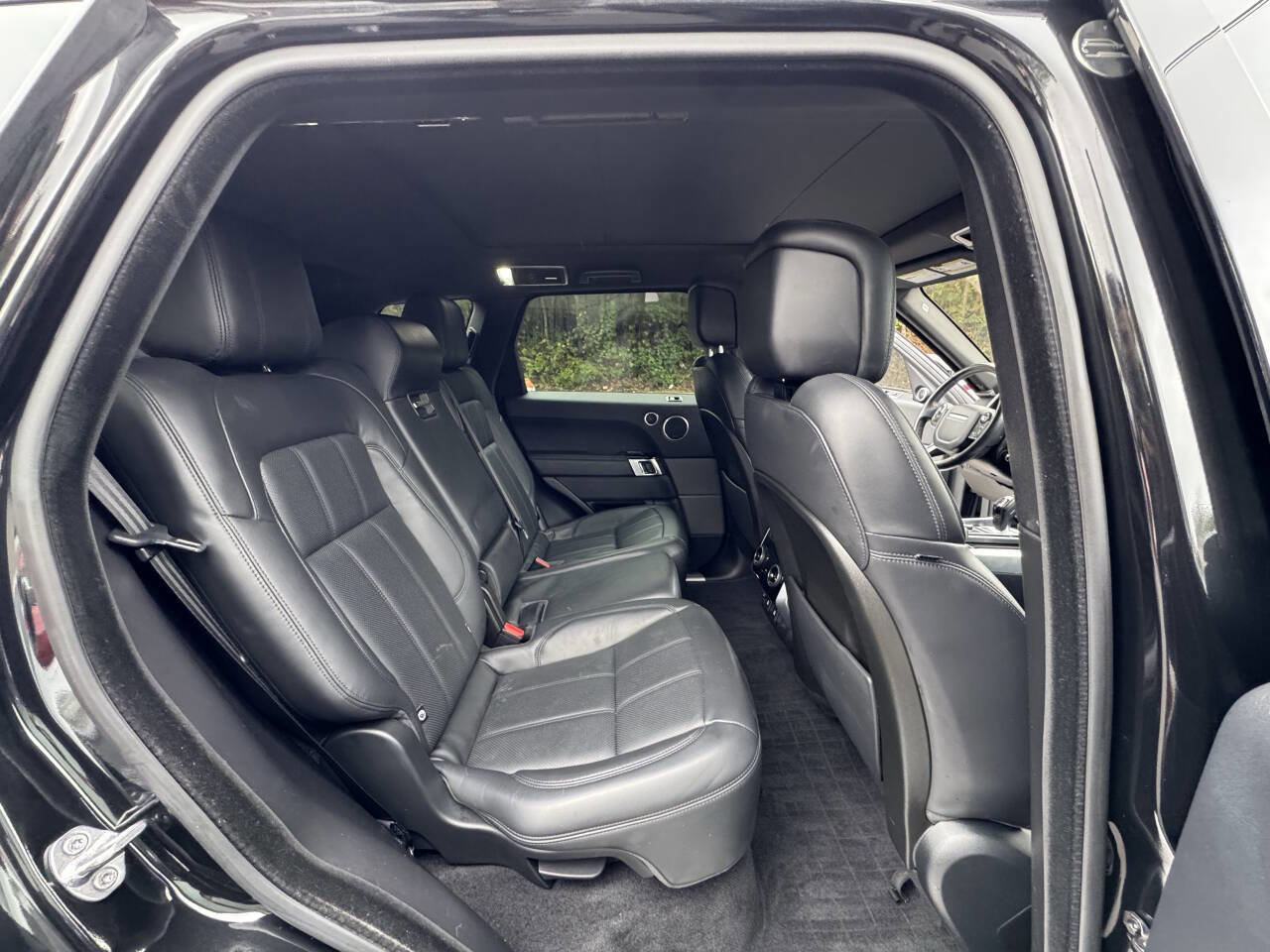 Used 2019 Land Rover Range Rover Sport HSE image 19