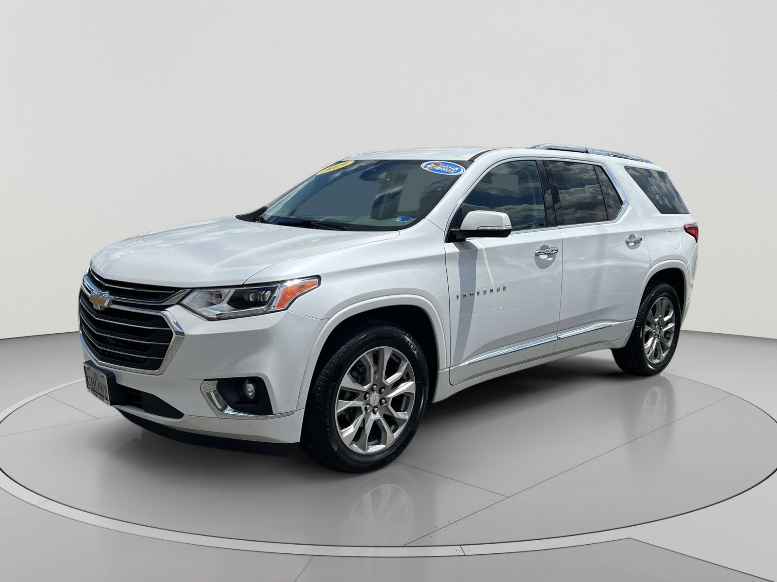 Used 2019 Chevrolet Traverse Premier w/ Driver Confidence II Package FWD image 1
