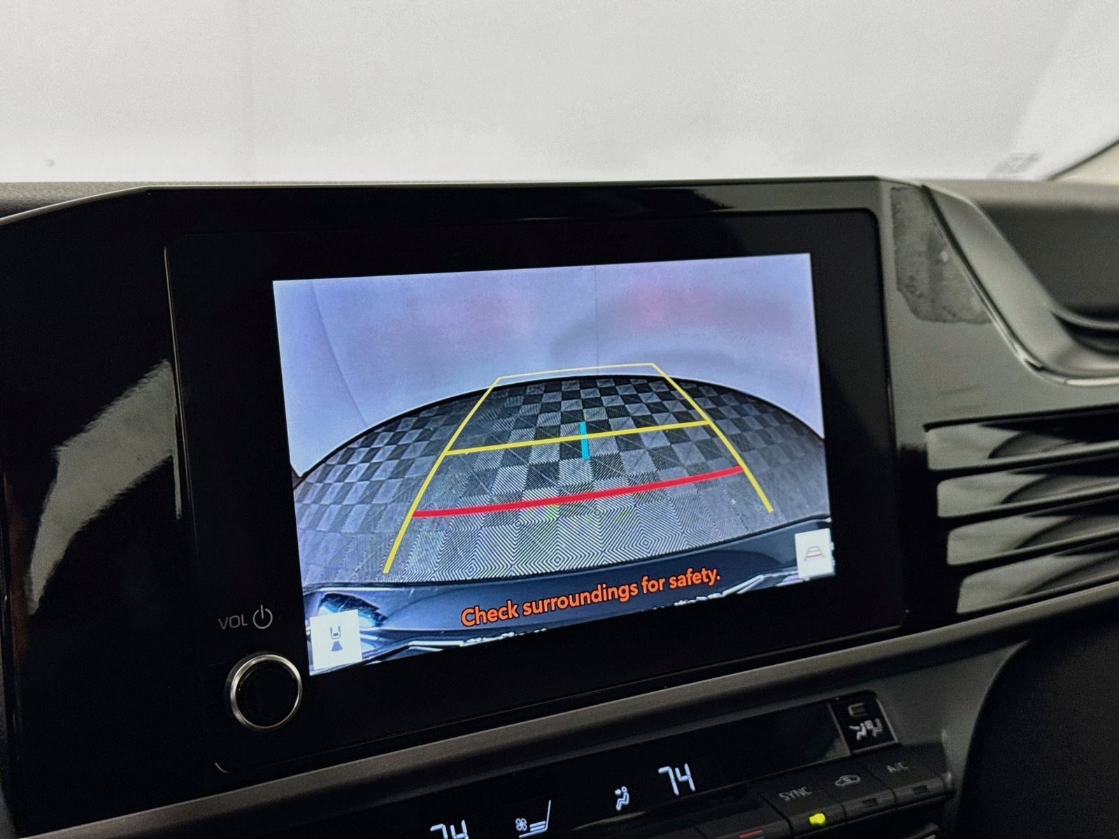 Used 2025 Toyota Camry LE FWD image 10