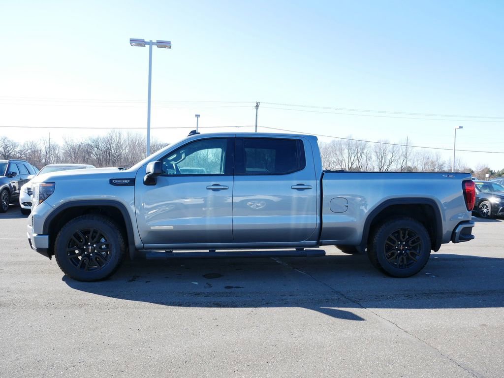 Used 2025 GMC Sierra 1500 Elevation w/ Elevation Premium Package image 4