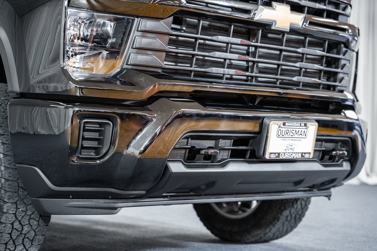 Used 2024 Chevrolet Silverado 2500 Custom image 10