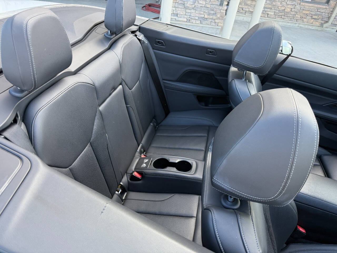 Used 2025 BMW 430i Convertible w/ Premium Package RWD image 10