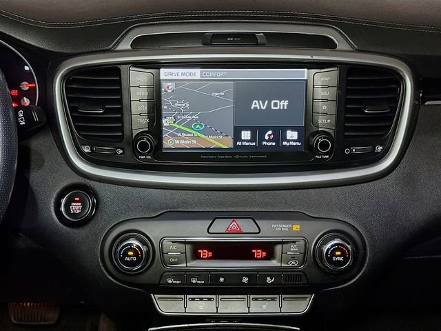 Used 2019 Kia Sorento SX image 11