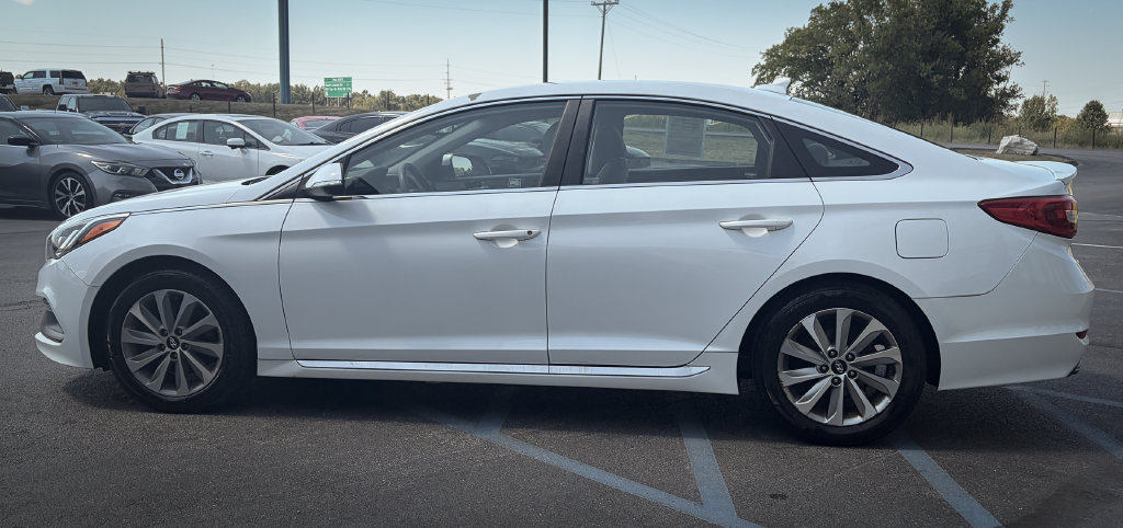 Used 2015 Hyundai Sonata Sport FWD image 13
