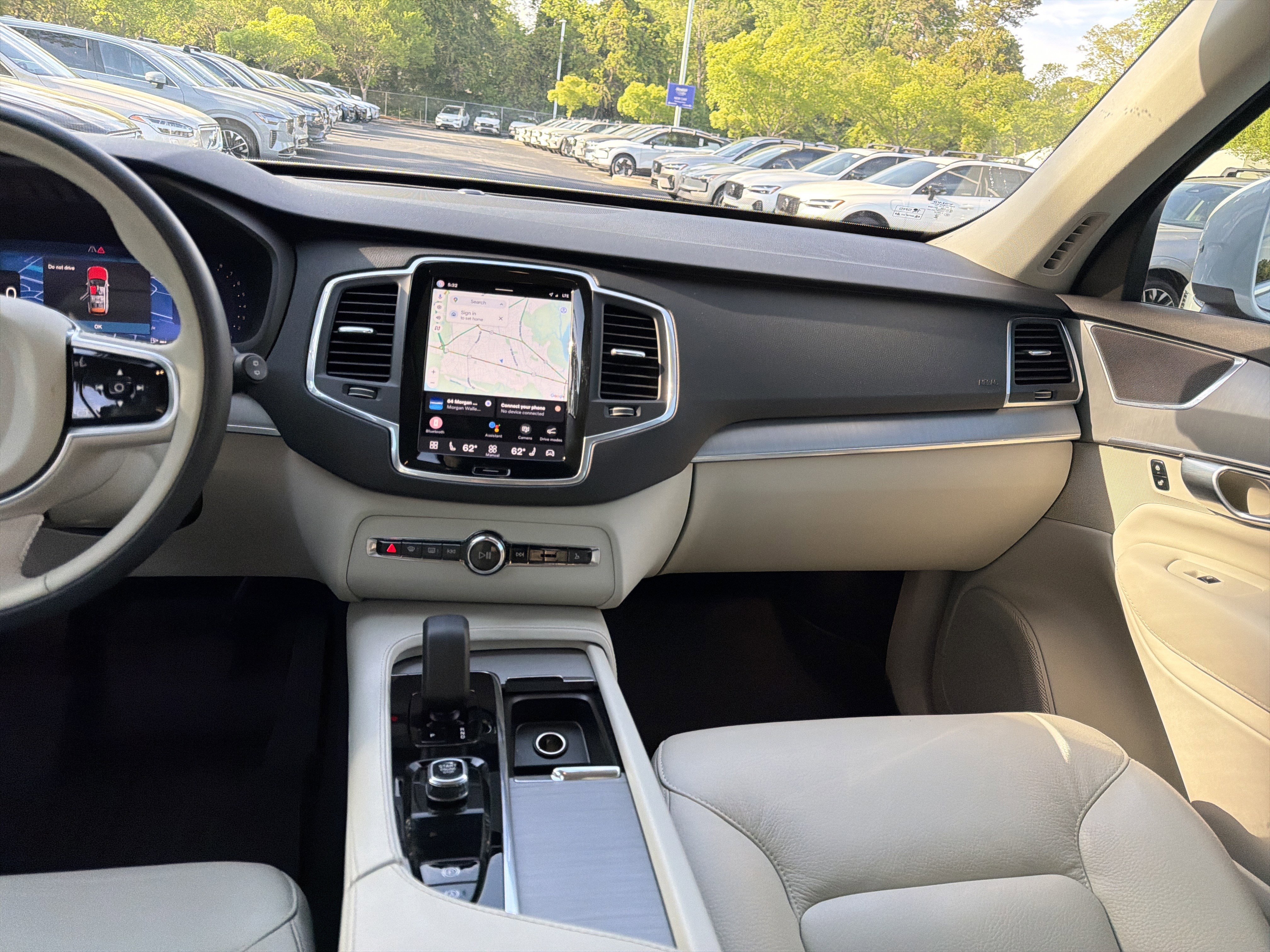 Certified 2025 Volvo XC90 B5 Core w/ Protection Package AWD/4WD image 31
