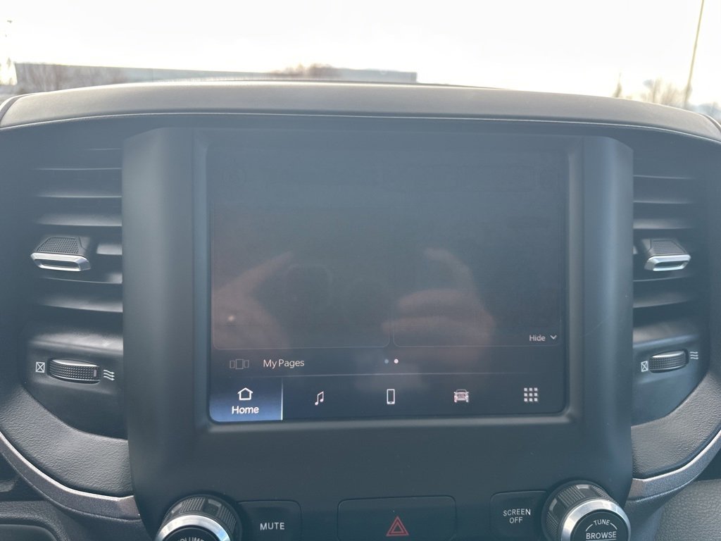 Used 2024 RAM 2500 Tradesman w/ Chrome Appearance Group image 3