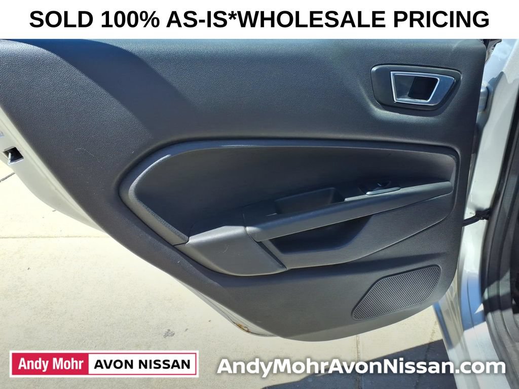Used 2015 Ford Fiesta SE FWD image 29