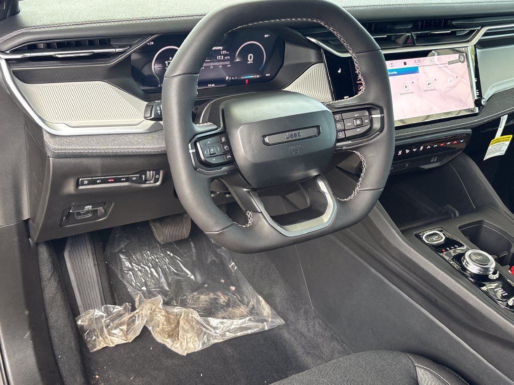 New 2026 Jeep Cherokee Laredo AWD/4WD image 12