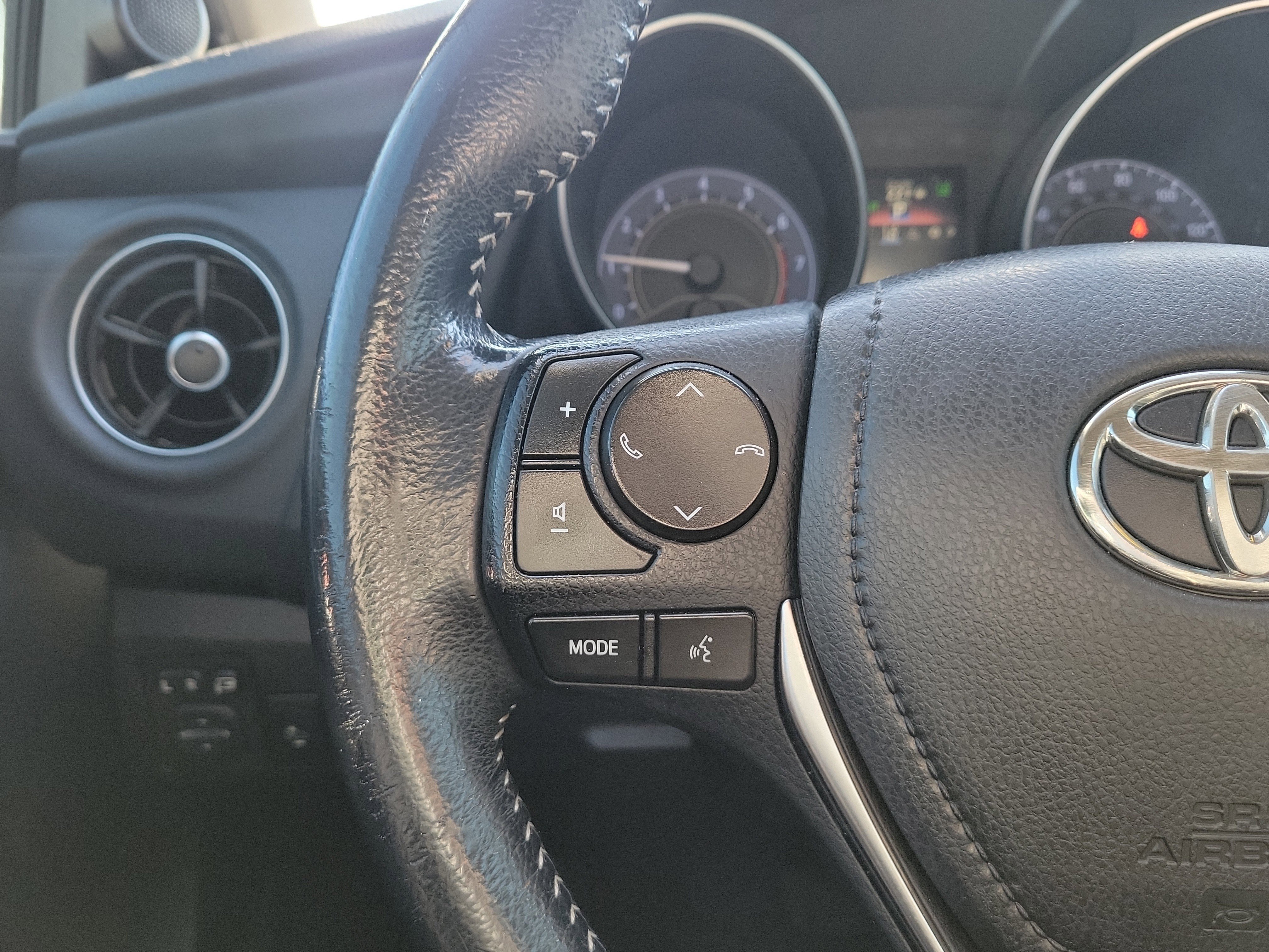 Used 2017 Toyota Corolla iM w/ All-Weather Mat Package image 19