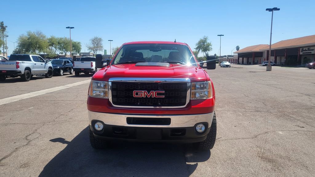 Used 2011 GMC Sierra 2500 SLT w/ SLT Convenience Package AWD/4WD image 3