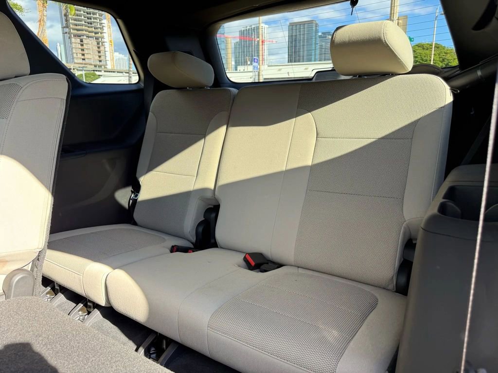 Used 2022 Chevrolet Traverse LT w/ LPO, Cargo Package image 13