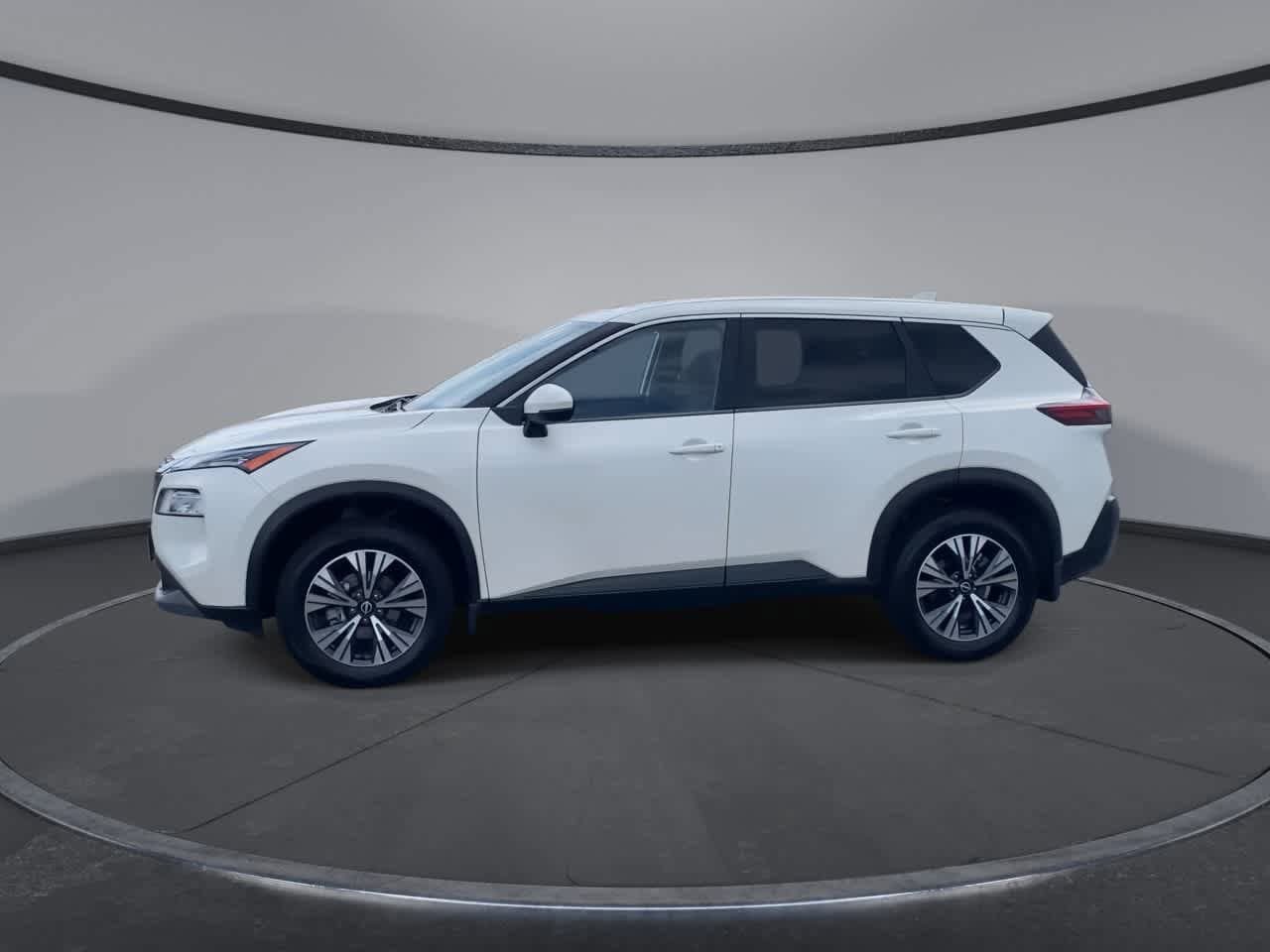 Used 2023 Nissan Rogue SV AWD/4WD image 6
