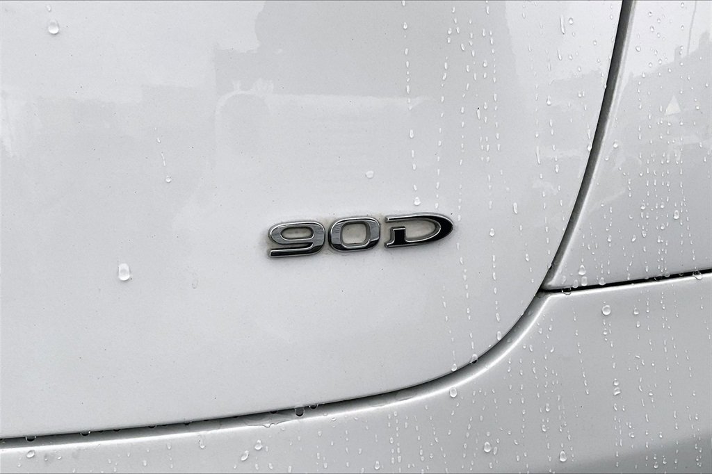 Used 2016 Tesla Model X 90D image 8