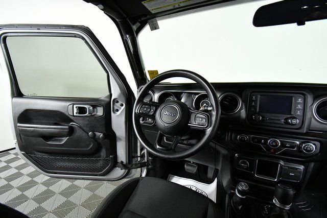 Used 2021 Jeep Wrangler Sport image 19