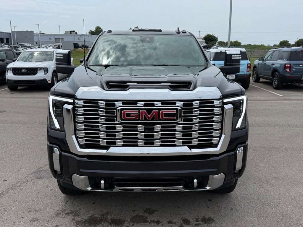 Used 2025 GMC Sierra 2500 Denali AWD/4WD image 24