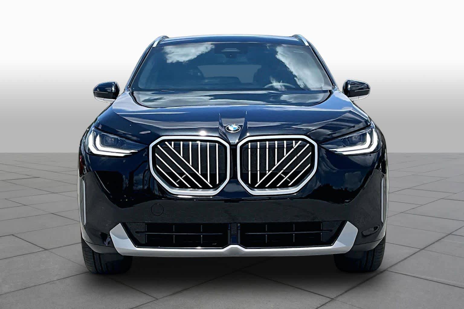 Used 2026 BMW X3 xDrive30i w/ Convenience Package AWD/4WD image 3