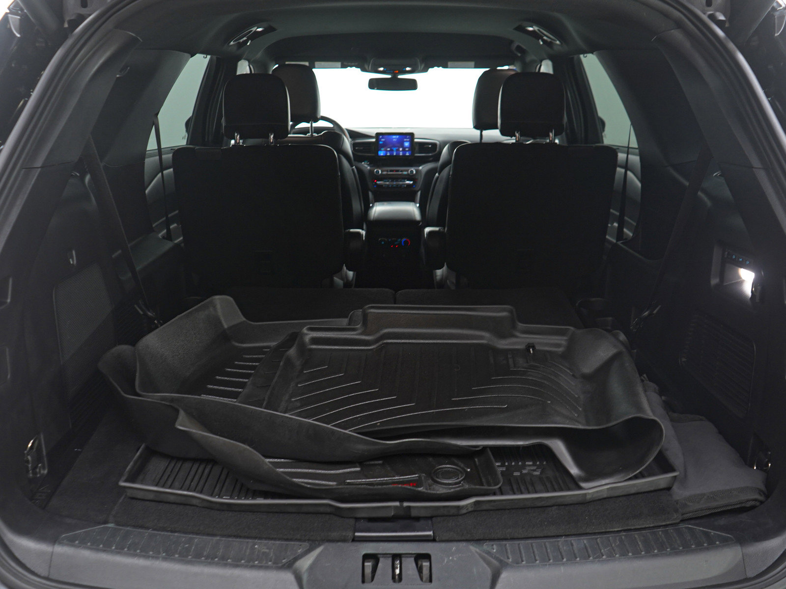 Used 2020 Ford Explorer ST image 9