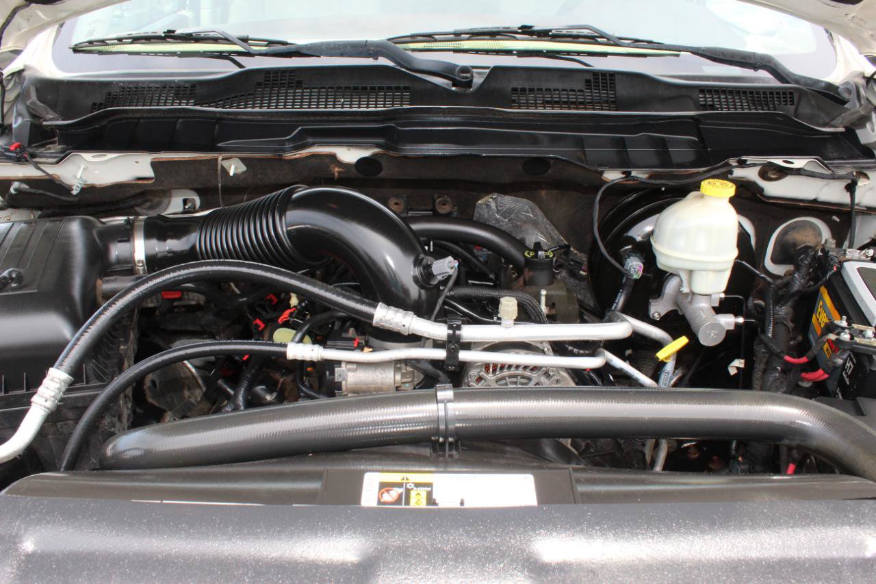 Used 2016 RAM 1500 Laramie w/ Convenience Group AWD/4WD image 32