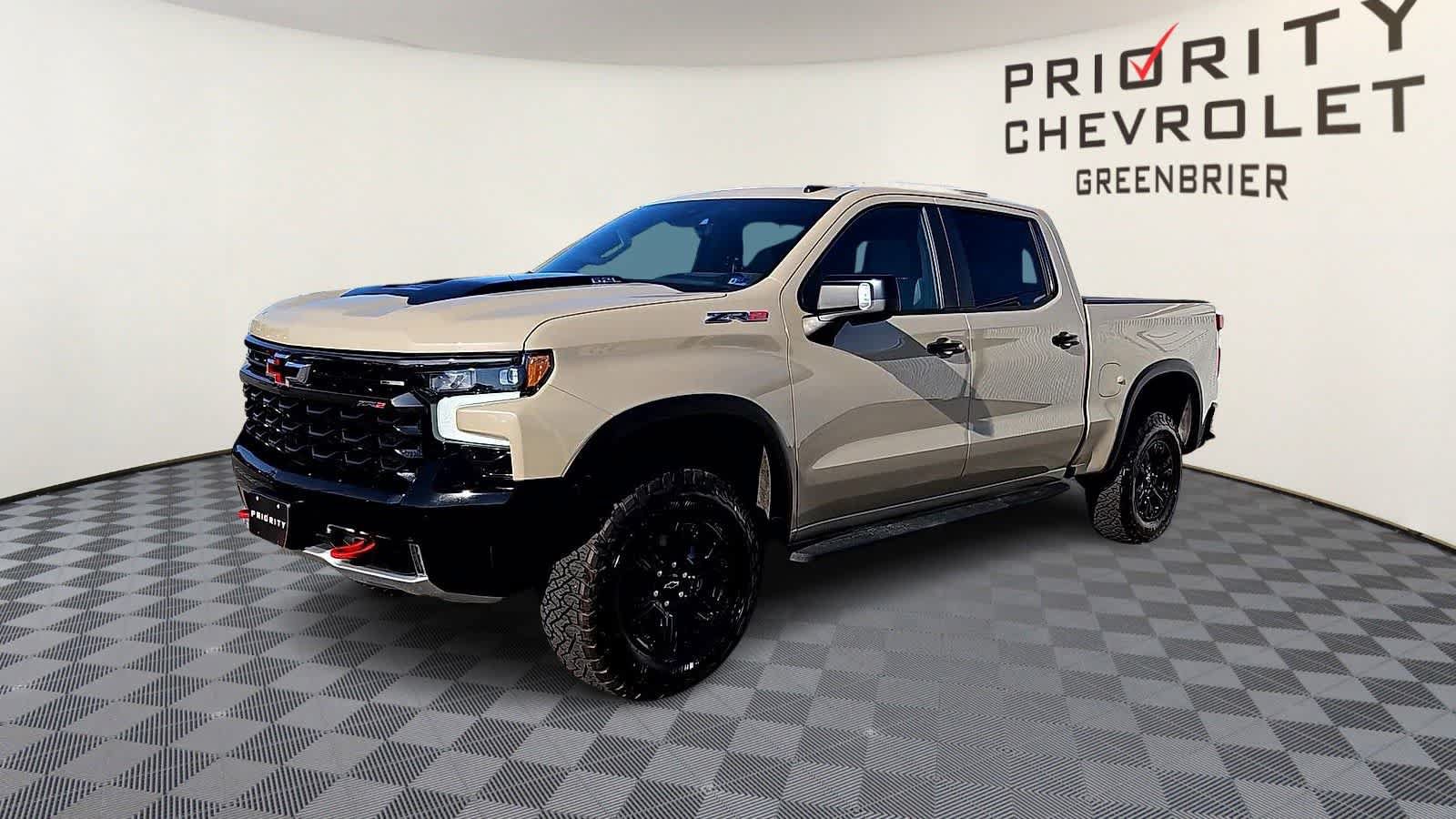 Used 2022 Chevrolet Silverado 1500 ZR2 w/ Technology Package AWD/4WD image 4