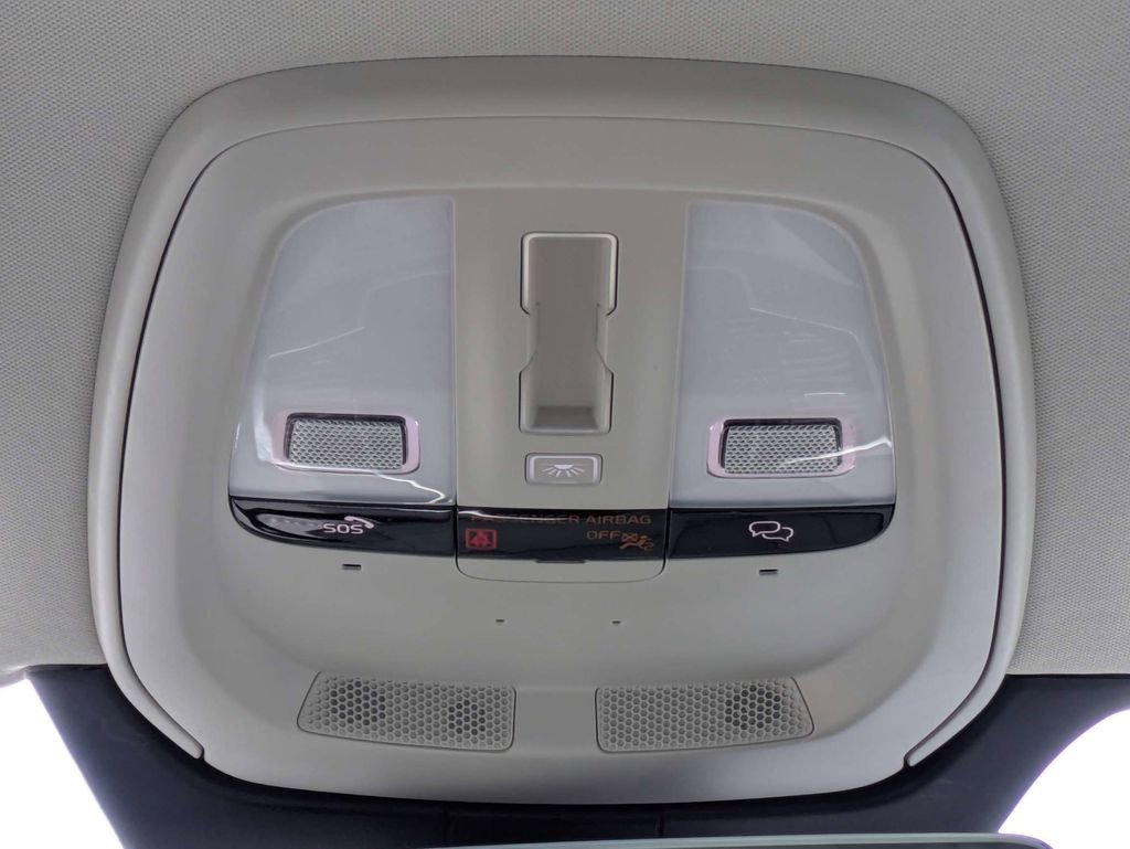 Used 2023 Volvo XC90 B6 Ultimate w/ Protection Package Premier AWD/4WD image 25